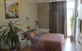 Cozy Apartment In A Closed Residential Complex Comfort Town 4